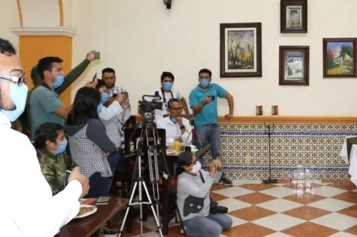 Plantean reforma para endurecer castigo por agresiones a periodistas