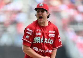 Trevor Bauer es elegido como pitcher del Año de la LMB