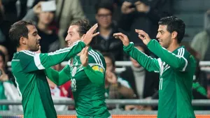 Carlos Vela regresa al Tri con sobresaliente actuación