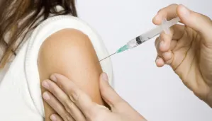 Comienza el ISSSTE vacunación contra influenza