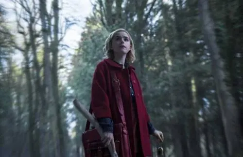 Revela Netflix primeras imágenes de “El mundo oculto de Sabrina”