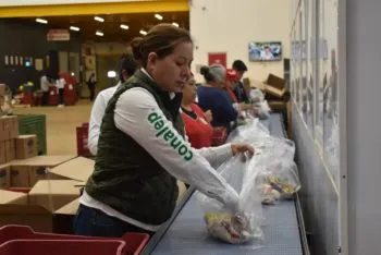 Fomenta Conalep Puebla valores entre aprendientes con donación de víveres al Banco de Alimentos