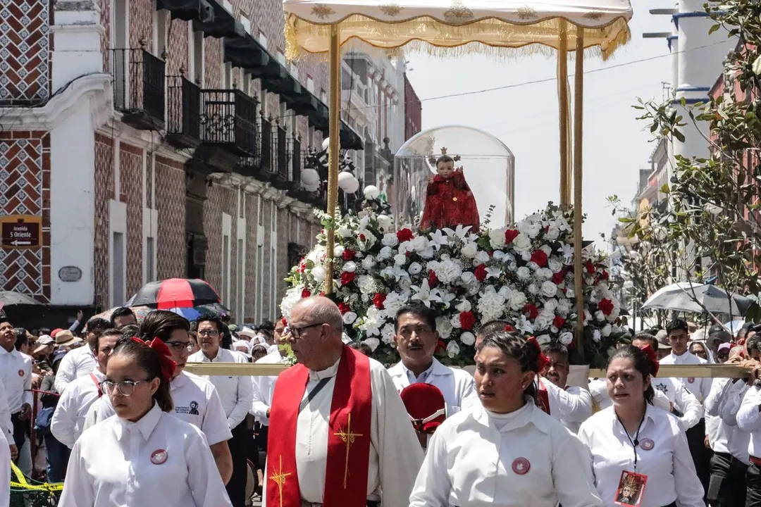 Nino Doctor Procesion Viernes Santo