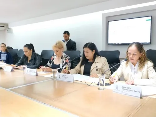 Aprueban exhorto a Ssa para que implemente campañas de sensibilización contra el cáncer