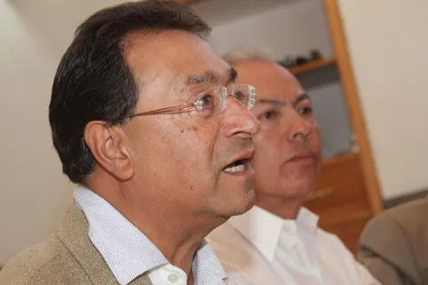 Amador Leal reconoce que casa de La Vista es suya; se deslinda de narcotraficante