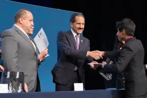 Para transformar al país es necesario aplicar conocimientos: Esparza