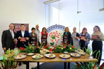 Puebla se alista para su Temporada de Chile en Nogada; 4 millones de platillos, meta de venta