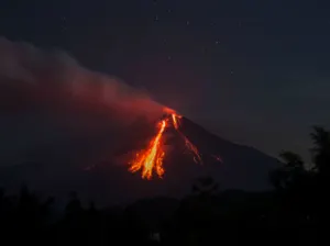 En próximos días, Volcán El Colima disminuiría actividad: Segob