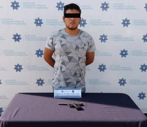 Detiene Policía Municipal De Puebla persona por portación de instrumento prohibido