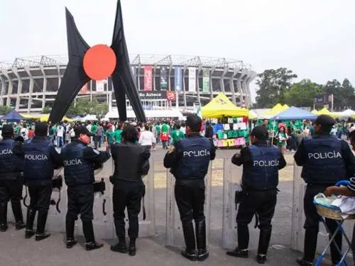Se destinarán 5,600 policías para vigilar partido en el Azteca