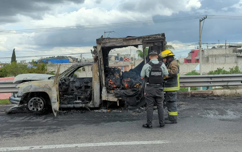 Camioneta se incendia