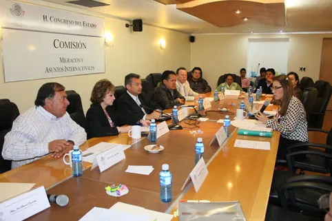 Analizan Diputados llevar a Municipios de Puebla oficinas móviles para expedición de pasaportes