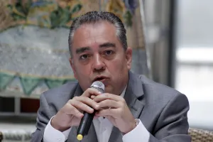 Ratifican a Luis Bravo Navarro como candidato de Morena