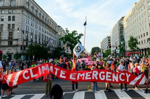 Activistas toman Washington para denunciar crisis climática