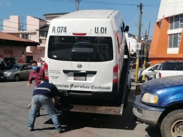 Aseguran 9 unidades del transporte público en Puebla por irregulares