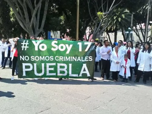 Médicos de Puebla exigen liberación de colega acusado de homicidio Oaxaca