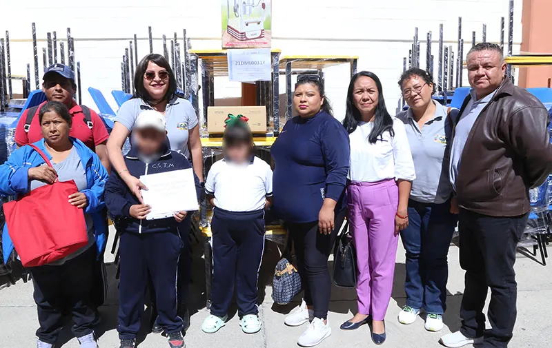 Más de 7 mil alumnos con discapacidad son beneficiados con materiales educativos
