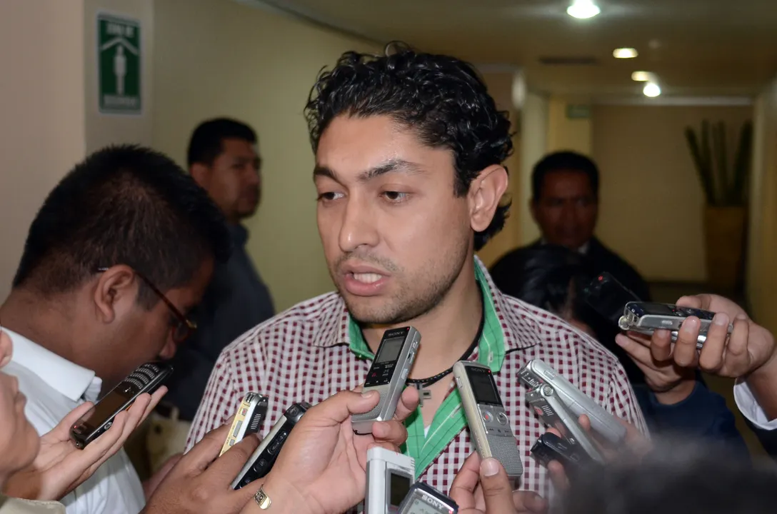 Edgar Salomón traiciona al PAN y pacta ayudar a Mauricio Toleado
