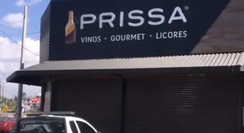 Por desacatar decreto estatal, PC clausura Prissa de la China Poblana
