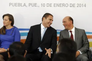 RMV sólo acredita ante notario 7 de 102 compromisos de campaña