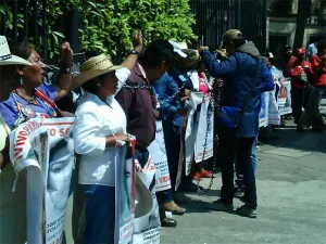 Padres de los 43 piden que siga apoyo internacional en caso Ayotzinapa