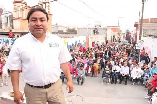 Al edil de Amozoc le autorizan construir 900 casas y él deja que se hagan mil 770 viviendas