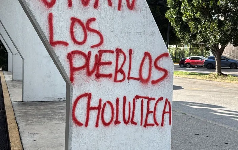 Integrantes de la “Unión de Pueblos de Cholula” y de la Organización 28 de Octubre vandalizan instalaciones de Conagua