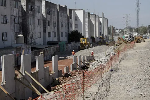 PCE hará peritaje de zonas dañadas por Metrobús
