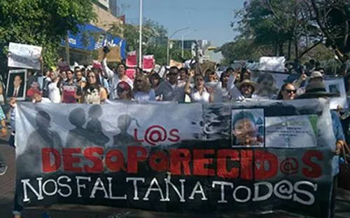 Exigen al gobierno encontrar a estudiantes de cine desaparecidos en Tonalá