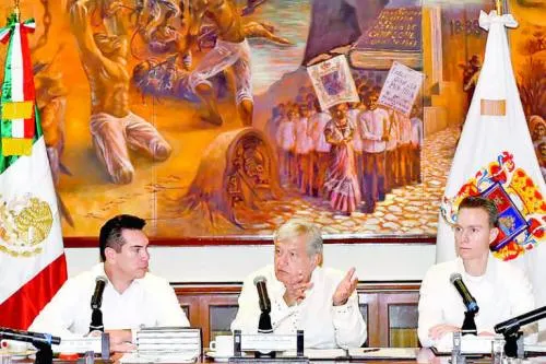 Dice AMLO que ya no venderá petróleo crudo al extranjero