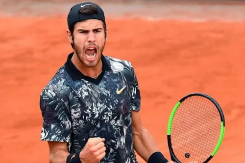 Karen Khachanov se impone a Del Potro y avanza en Roland Garros