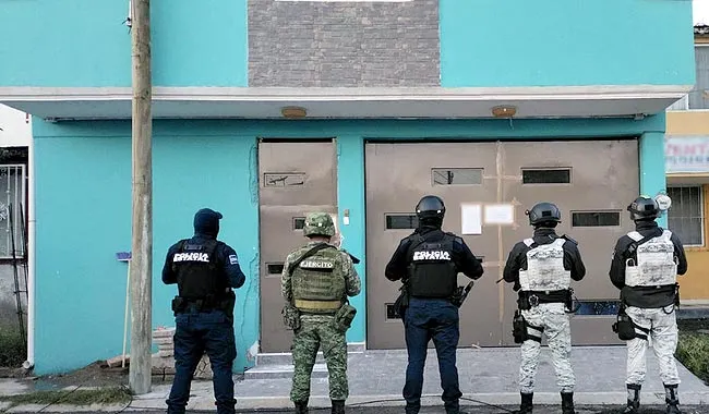 Policia Estatal Hidalgo Ejercito Guardia Nacional Cateos Aseguramiento De Drogas