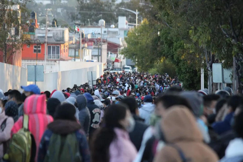 Inicia vacunación para jóvenes de 18-29 años de Puebla capital