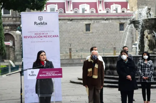 “Sigamos haciendo de Puebla una Ciudad revolucionaria”: Claudia Rivera Vivanco