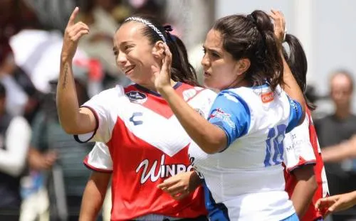 Un derbi marcado por reencuentros entre integrantes de Franjitas y Lobas