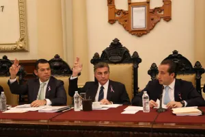 Concluye Cabildo reestructuración orgánica de 15 dependencias y organismos