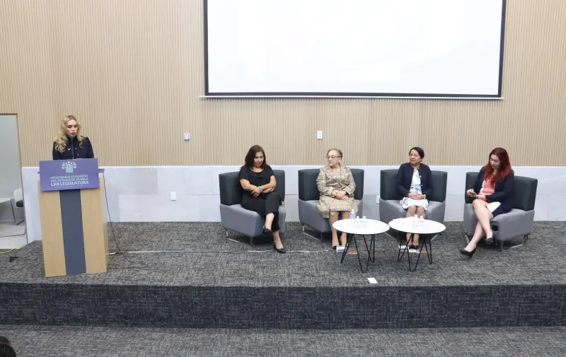 Reconocen en el Congreso de Puebla a mujeres en el periodismo