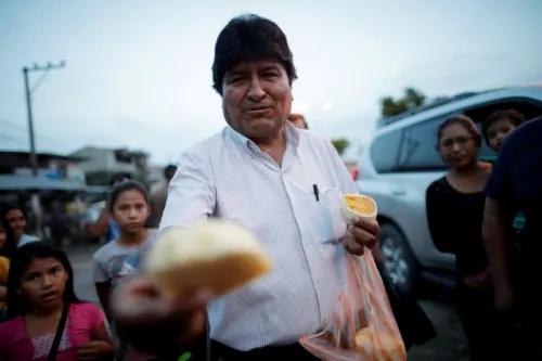 Evo Morales sale de México con destino a Cuba, buscará instalarse en Argentina