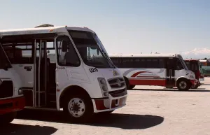 Quiere permisionario alza al transporte en 100 por ciento