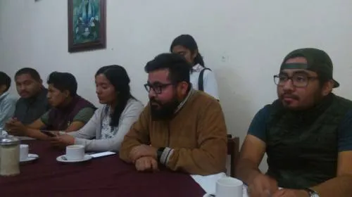 Jóvenes deben unir esfuerzos para mejorar las condiciones del país