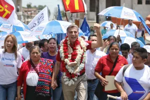 Tony Gali fortalecerá el comercio en Hueyapan