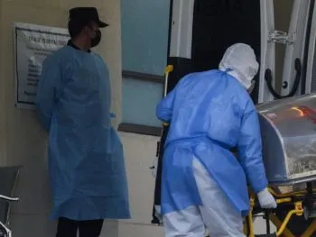 Incrementan las muertes por covid-19 en México