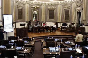 SCJN obligaría a Congreso modificar ley para reconocer matrimonios igualitarios