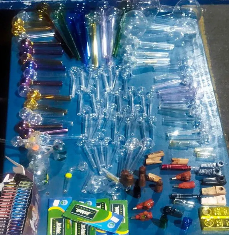 Cae en Acajete sujeto con armas, droga y equipo telefónico