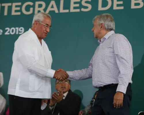 Presidente de México reconoce labor de conciliación de Pacheco Pulido en Puebla