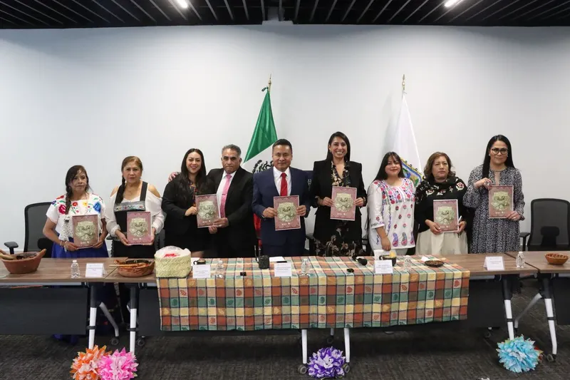 congreso-pue-recetario-sabores-de-las-mujeres-de-coronango