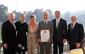 José Narro reconoce labor de Fundación UNAM, presidida por Moreno Valle Suárez