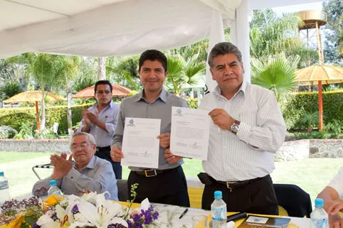 Eduardo Rivera se reúne con Coparmex en San Martín Texmelucan