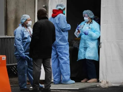 Perú reporta 3 muertos por virus; Argentina en cuarentena