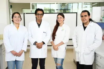 Estrés de plantas y nuevo virus del jitomate, temas de estudio en Laboratorio de Cultivo de Tejidos Vegetales
